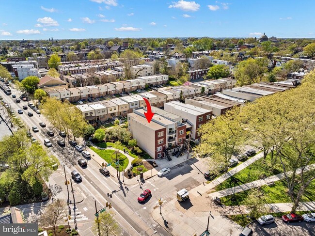 Building Photo - 1256 S 45th St