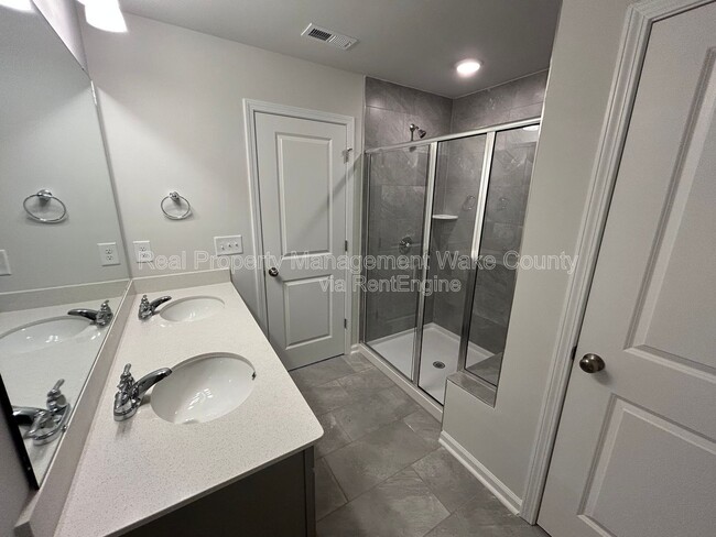 Building Photo - 381 Fosterton Cottage Wy