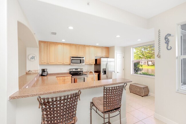 Building Photo - Annual Unit in Imperial Golf Estates