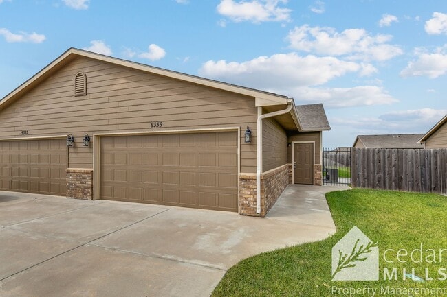 Primary Photo - Brand New 3 Bed Duplex Across from NE Magnet