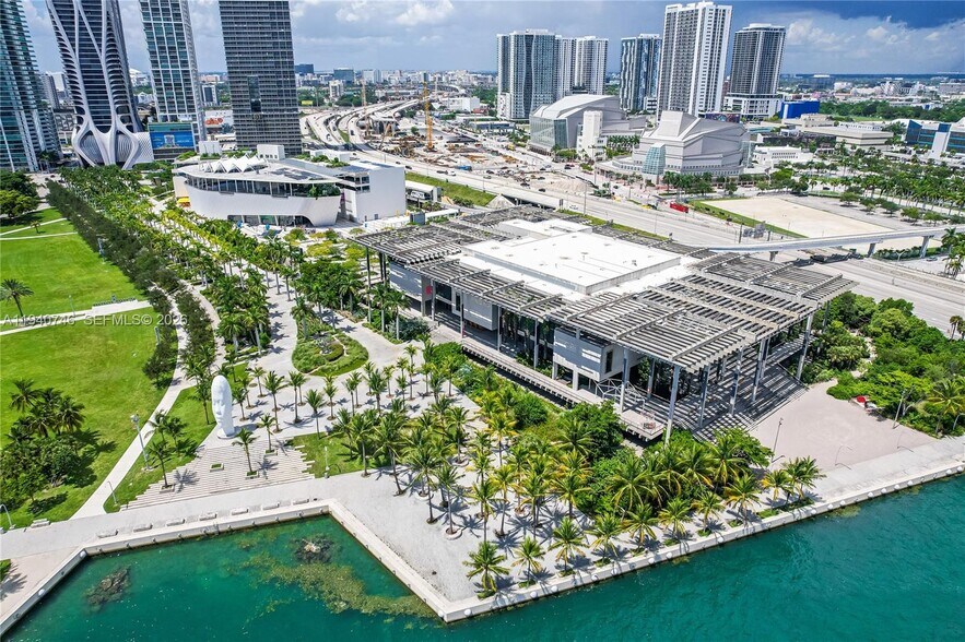 Building Photo - 50 Biscayne Blvd