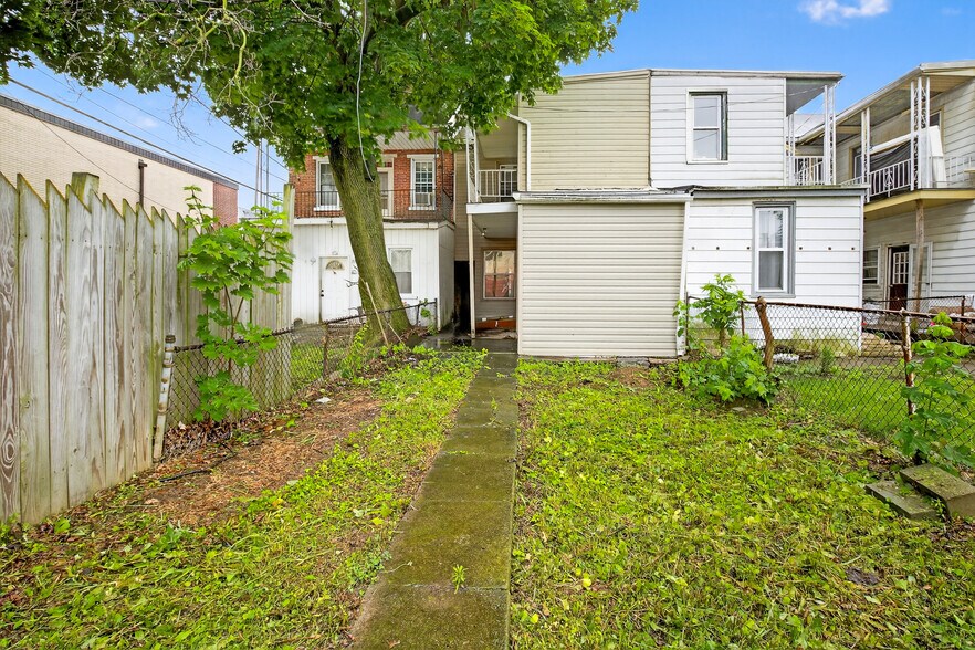 Building Photo - 919 Mifflin St