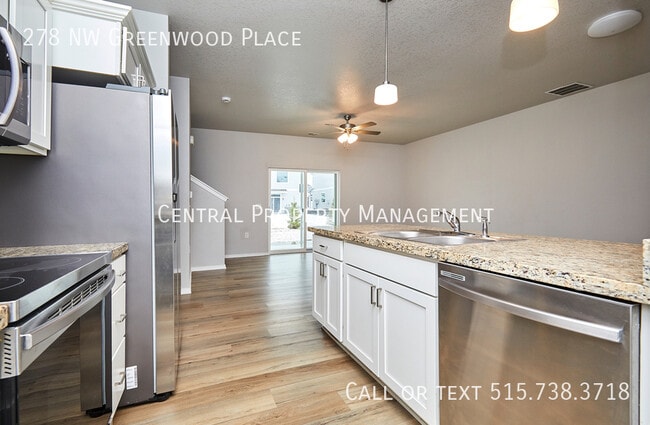 Building Photo - 278 NW Greenwood Pl