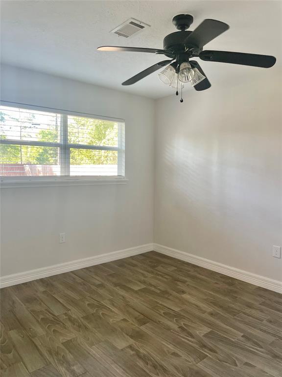 Building Photo - 2203 Hickory Manor Dr