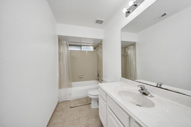 Building Photo - 3138 Waters View Dr