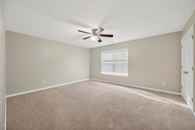 Building Photo - 194 Cypress Forest Dr