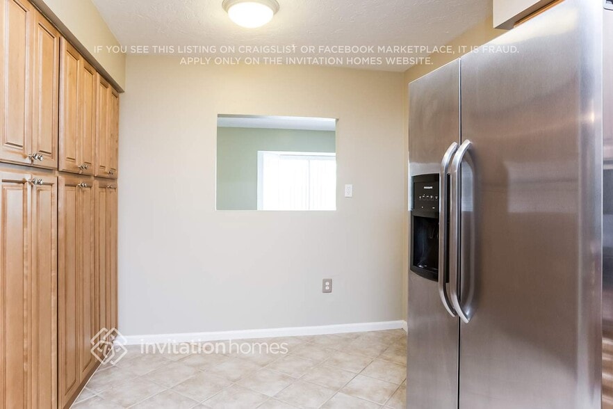 Building Photo - 14369 Blackberry Dr