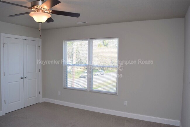 Building Photo - 1 Worden Pl