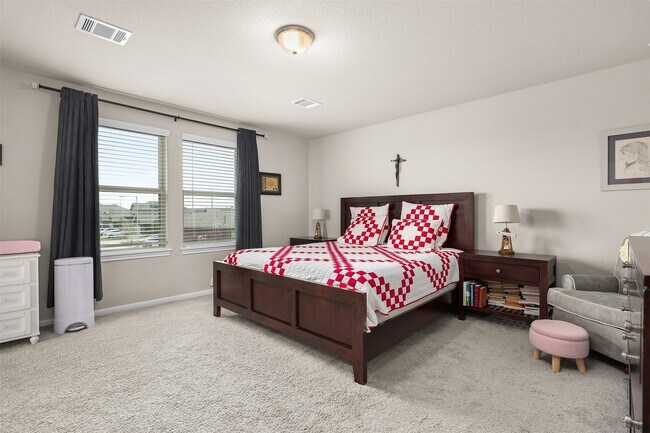 Building Photo - 2108 Sweet Bay Dr