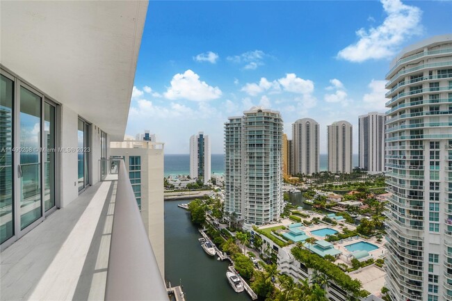 Building Photo - 300 Sunny Isles Blvd