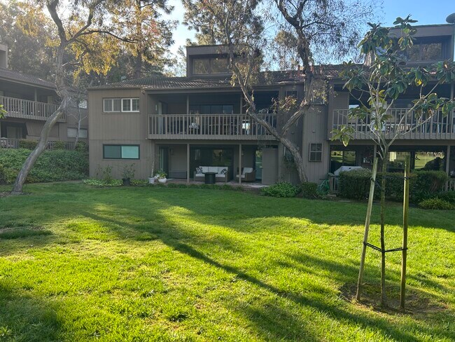Building Photo - 31585 E Nine Dr
