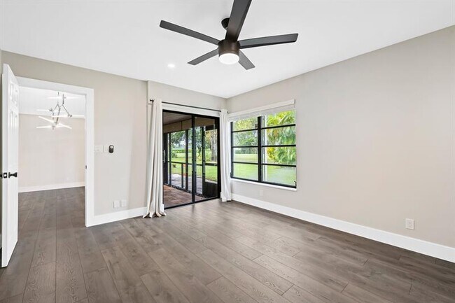 Building Photo - 3701 Arelia Dr