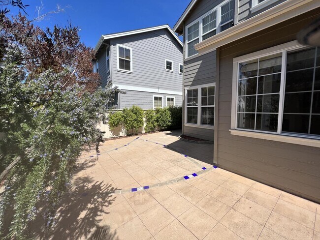 Building Photo - 603 Rockingham Ln