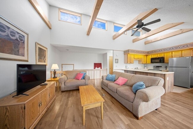 Building Photo - 8005 Cherokee Trail