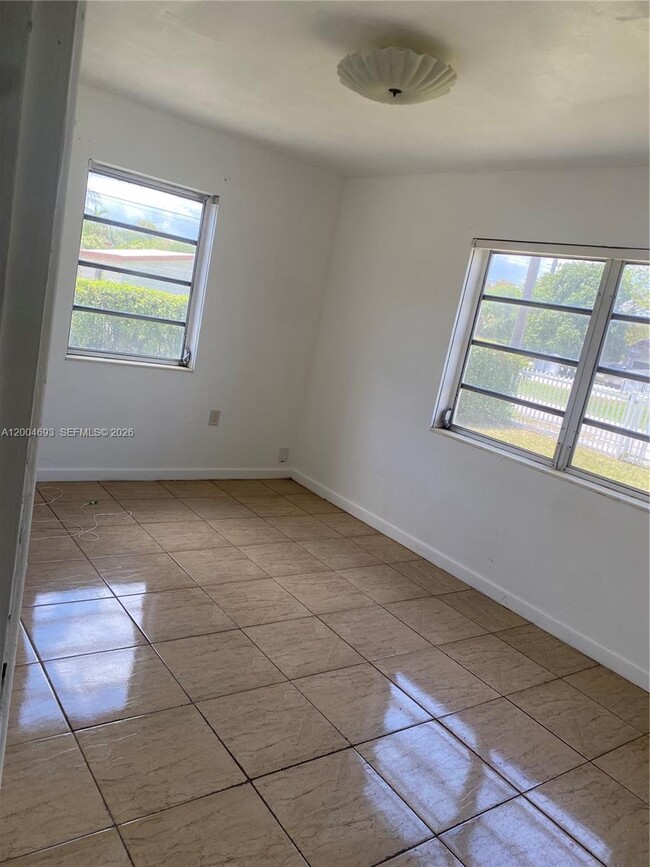 Building Photo - 14315 NW 12th Ave