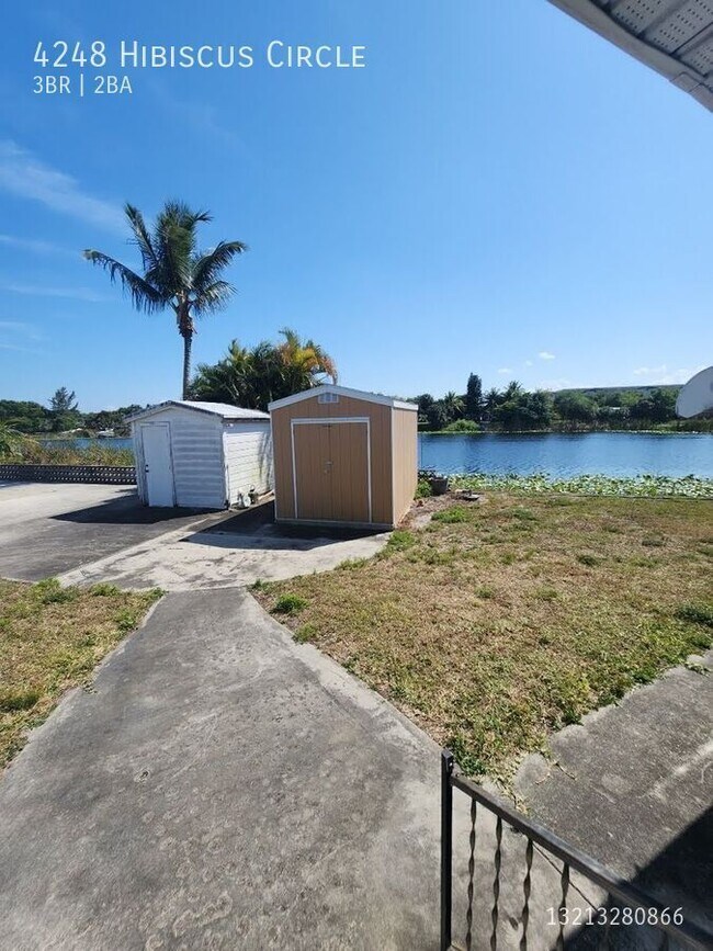 Building Photo - 4248 Hibiscus Cir
