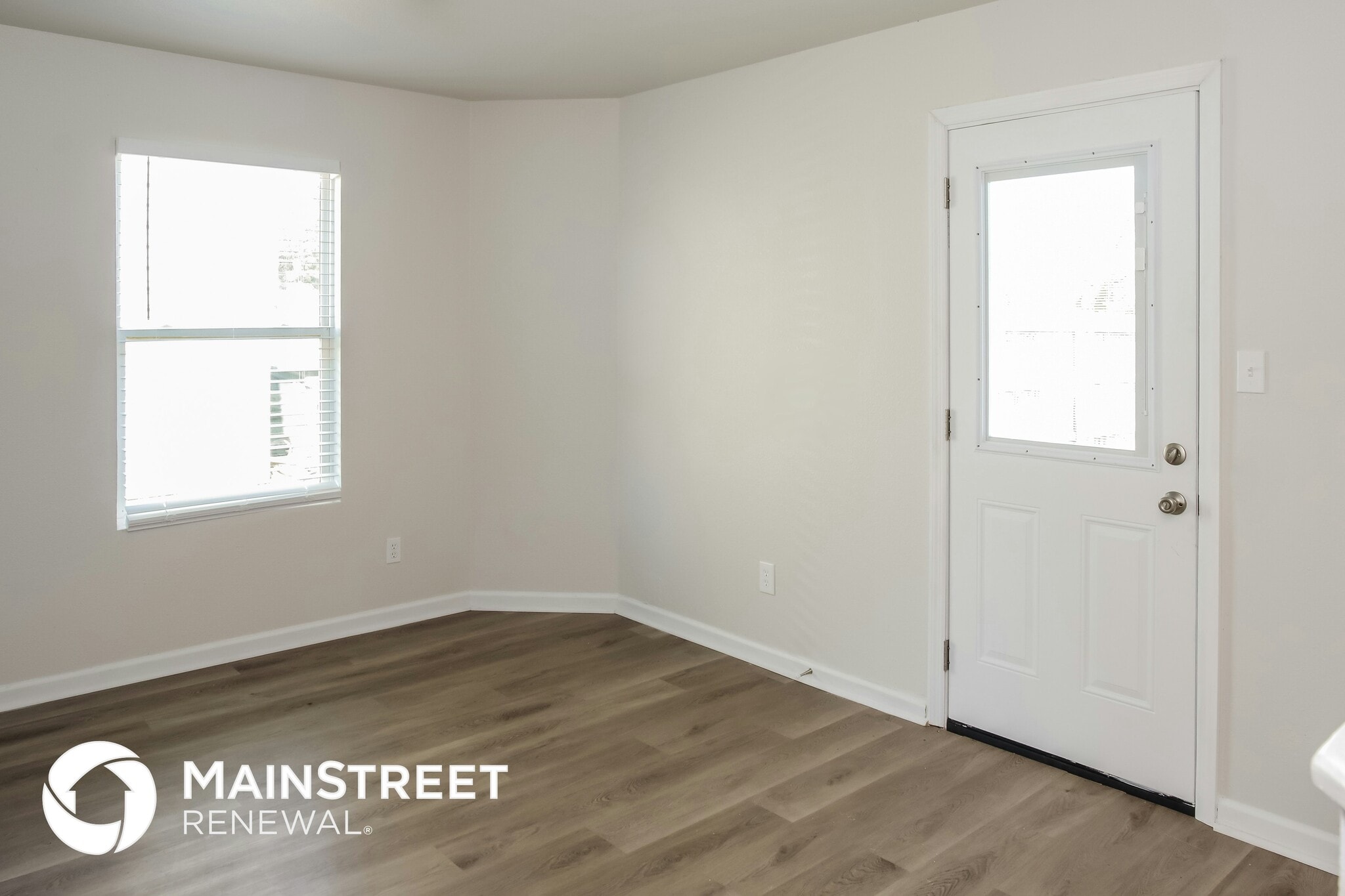 Building Photo - 129 Elmhurst Dr