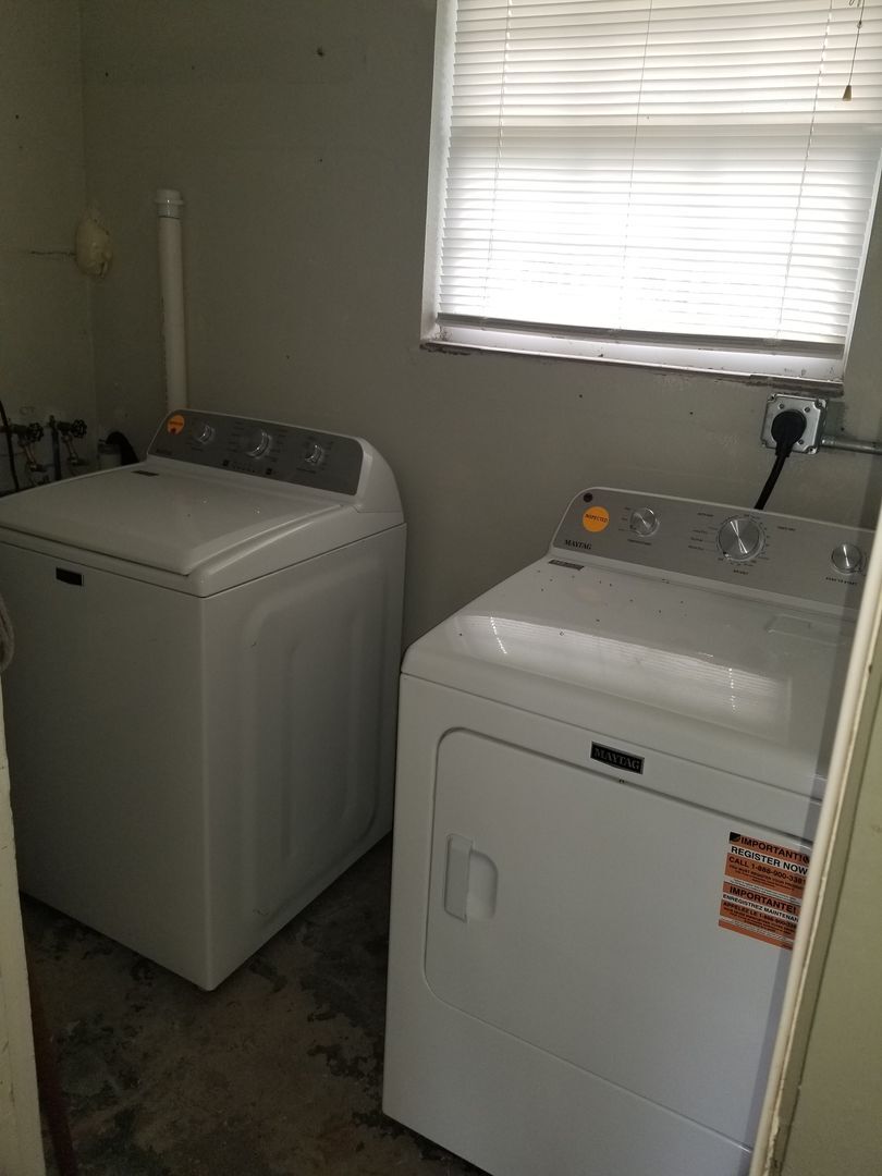 Building Photo - 2642-2648 Michigan Ave