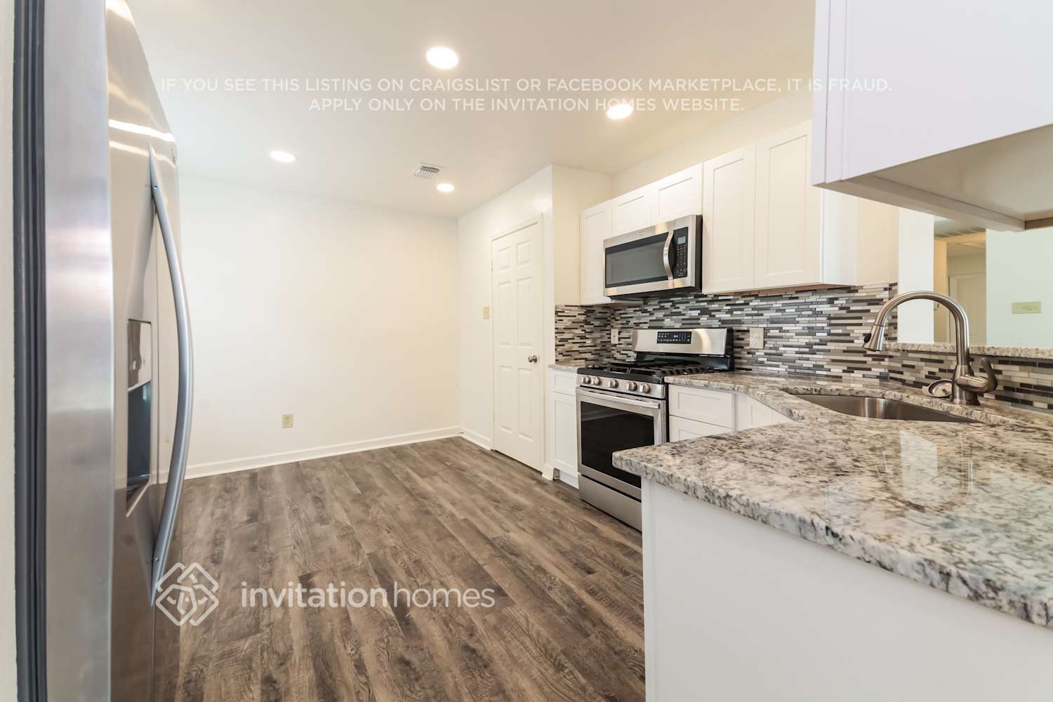 Building Photo - 7818 Spinnaker Cove