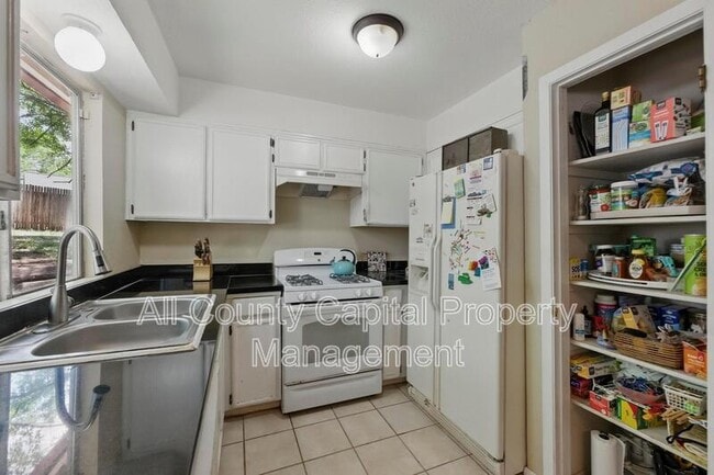 Building Photo - 4802 Peach Grove Ct