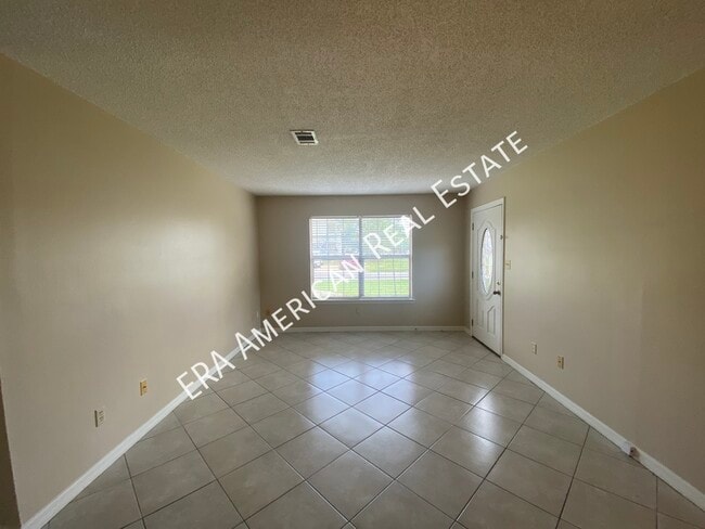 Building Photo - 3354 La Leyenda Ct
