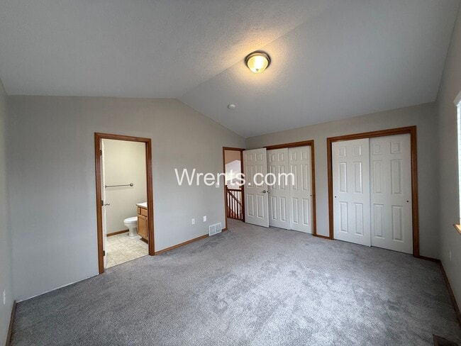 Building Photo - Beautiful 4 bed 3 bath Home!