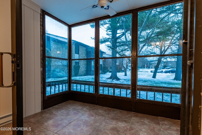 Building Photo - 69 Overlook Way