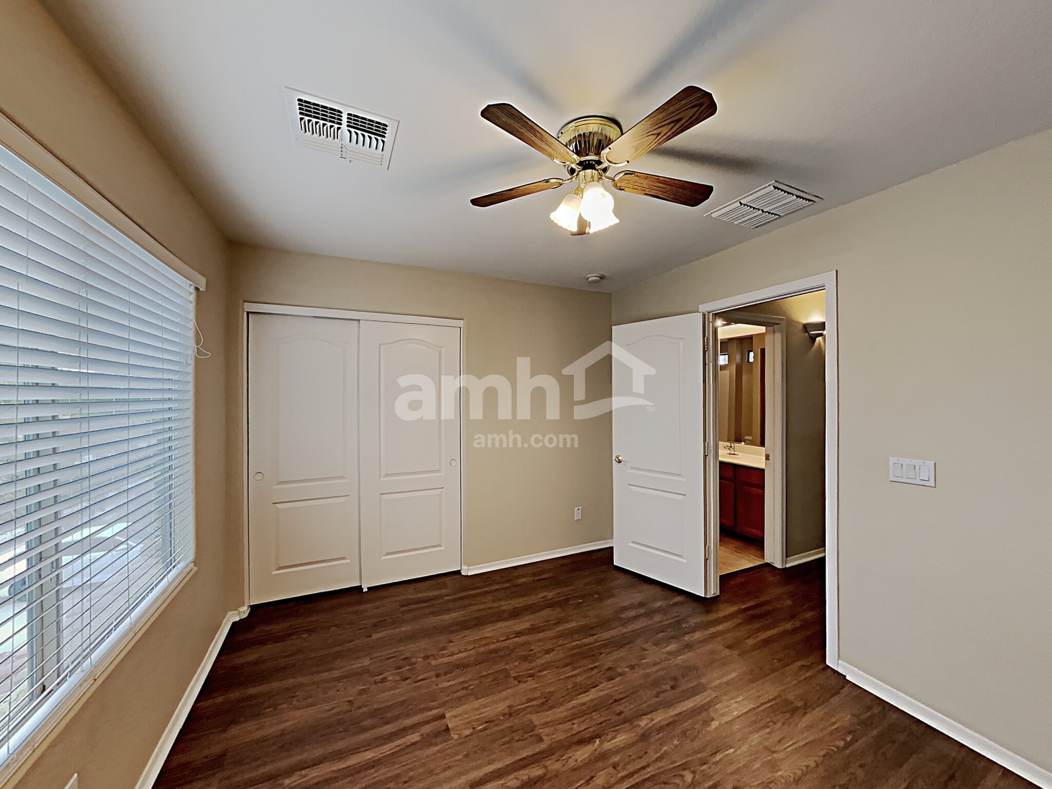 Building Photo - 17015 W Ipswitch Way