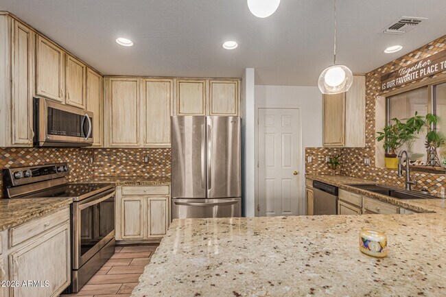 Building Photo - 11114 W Pierson St