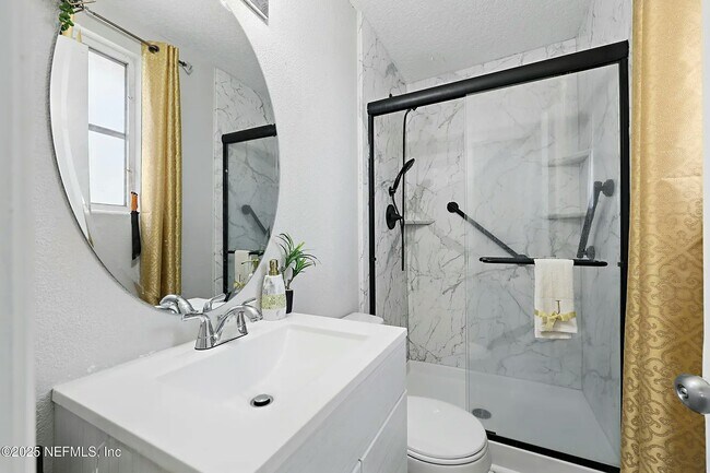 Building Photo - 10605 Arnez Rd