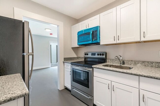 Building Photo - 2538 Conti St