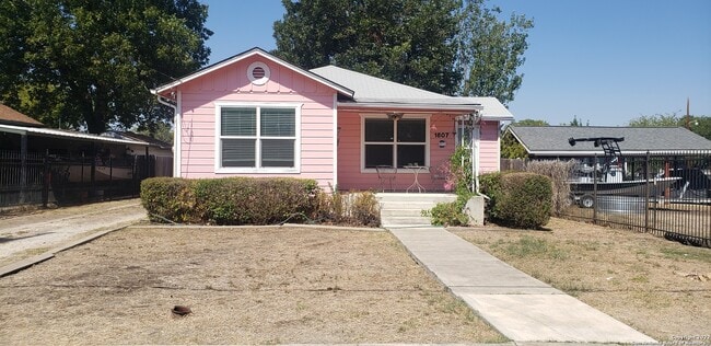 Primary Photo - 1607 Waverly Ave