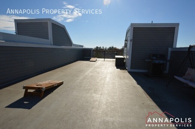 Building Photo - 533 Leftwich Ln