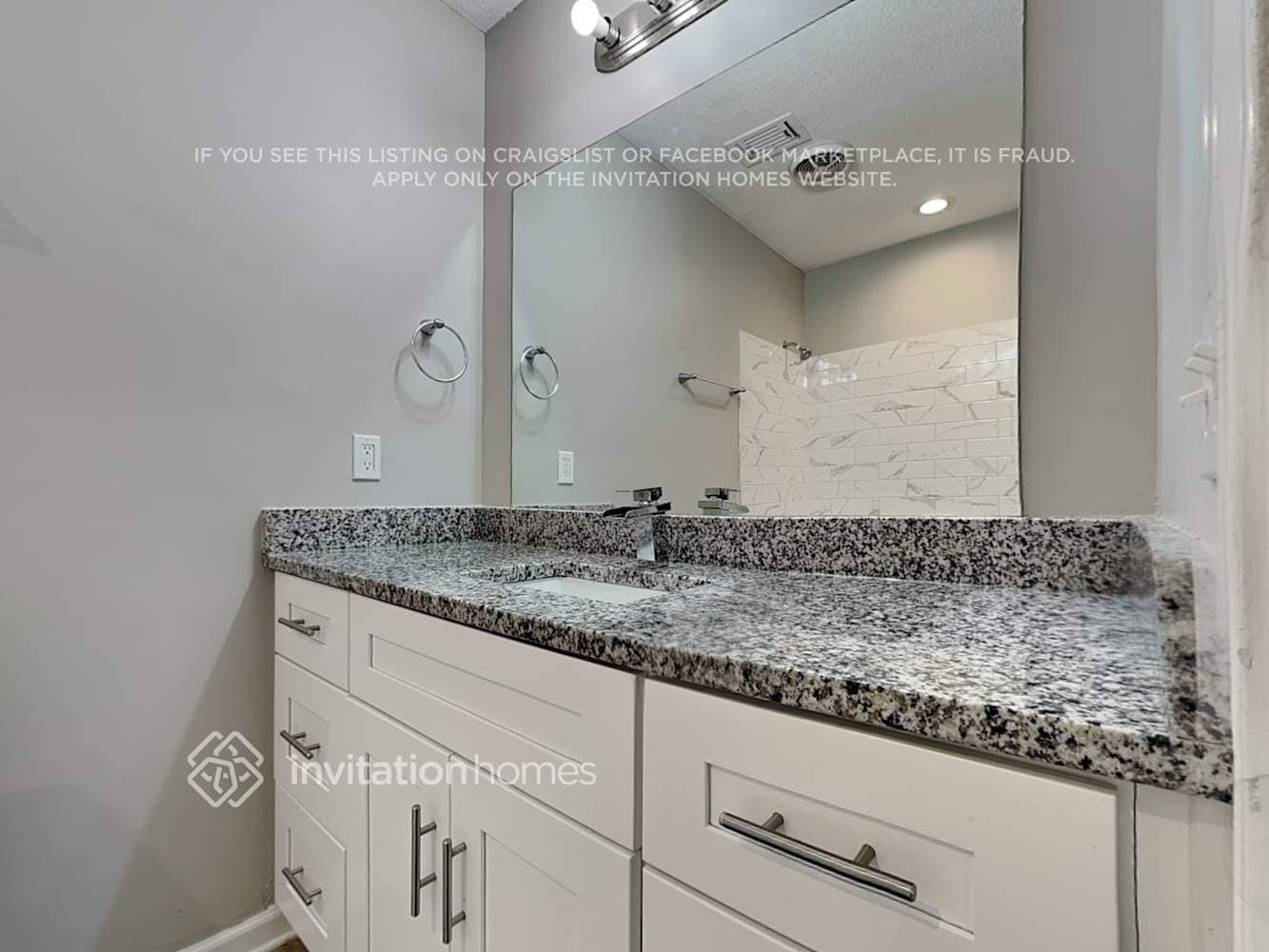 Building Photo - 5388 Golfcrest Cir