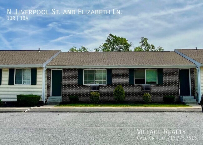 Building Photo - 35 N Liverpool St