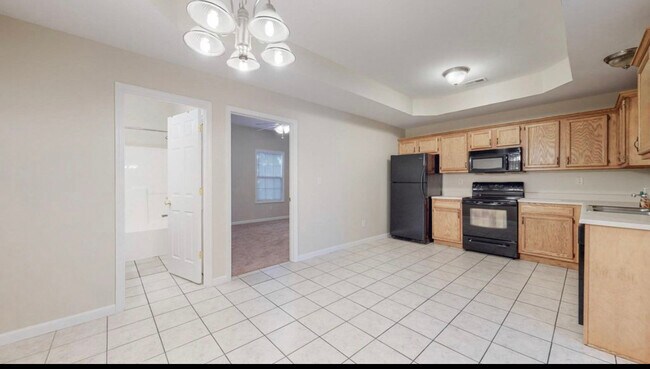 Building Photo - 1106 Oatlands Park