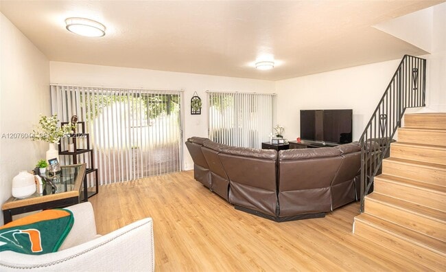 Building Photo - 8120 SW 103rd Ave