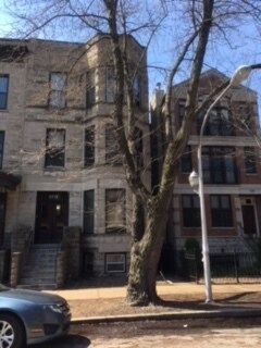 Primary Photo - 3218 N Seminary Ave