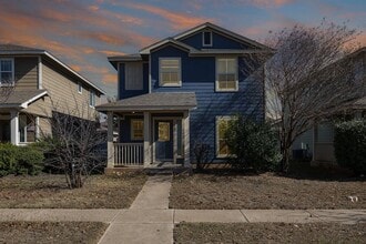 Building Photo - 1806 Enchanted Rock Dr