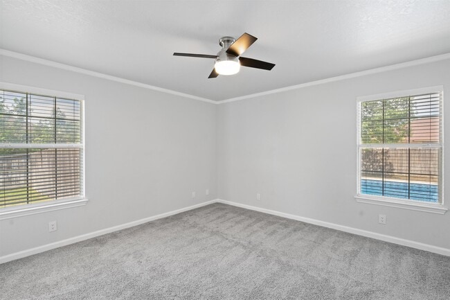 Building Photo - 113 White Feather Trail