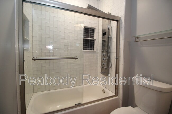 Building Photo - 12913 Alton Square