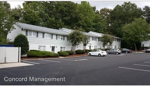 Primary Photo - 3304 N Elm St