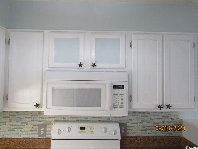 Building Photo - 1500 Cenith Dr