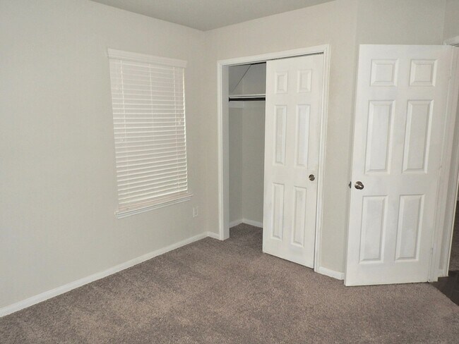 Building Photo - 20615 Iron Timber Ln