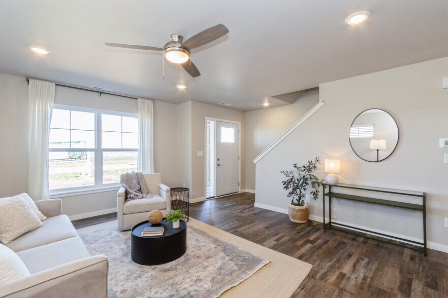 Building Photo - 7012 C St SW