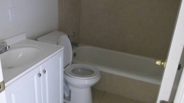 Building Photo - 24 W Colorado Ave