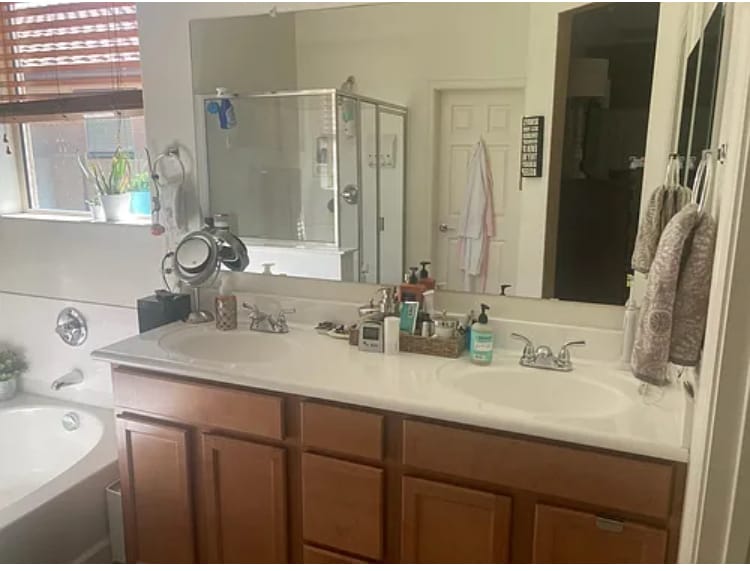 Building Photo - 11020 E Shepperd Ave