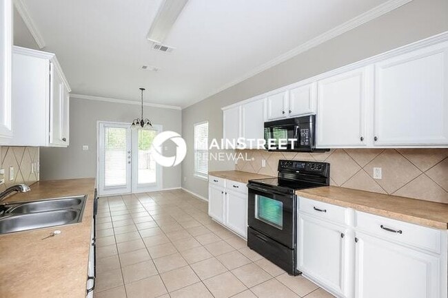 Building Photo - 4 Bedroom Pet-Friendly Home in Burleson, T...