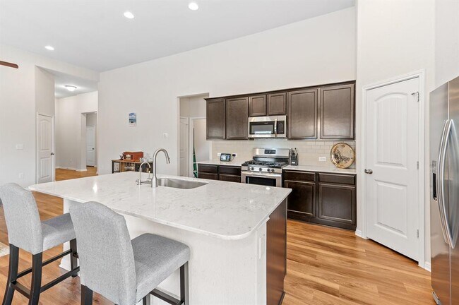 Building Photo - 4348 Rockbrook Farms Ln