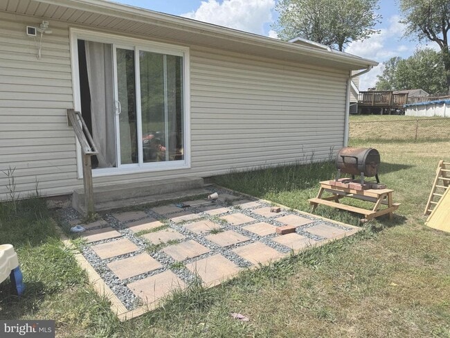 Building Photo - 13203 Hampshire Ct